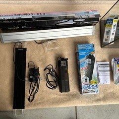 水槽　　アクアリウム
の画像