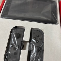 任天堂Switch  グレー新モデルの画像