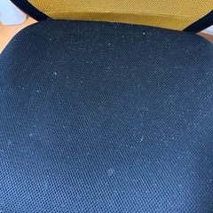 キャスター付きデスクチェア　　黒✖️イエローの画像