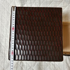 鎌倉彫　ミニチェスト　3段引き出しの画像