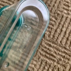 容器　ケース　小物入れ　プラスチック　消臭剤や芳香剤いれ　リメイク素材の画像