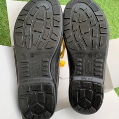 安全靴の画像