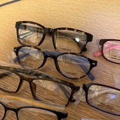 ビスロのメガネフレーム９点の画像