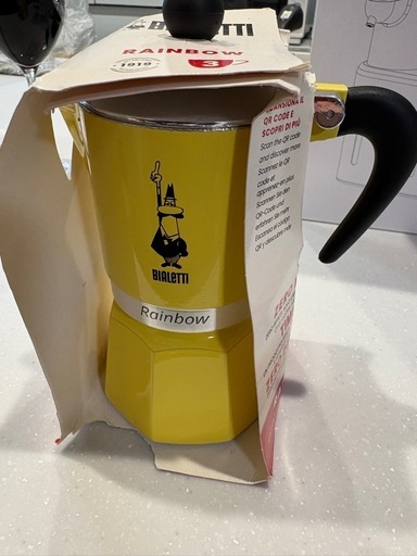 【新品・未使用】Bialetti（ビアレッティ）直火式エスプレッソメーカー 3カップ用 イエロー