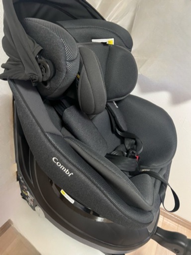 Combi   クルムーヴアドバンス　ISOFIX R129