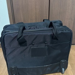 Amazonベーシック ビジネスバッグ ノートパソコン用キャリーバッグの画像