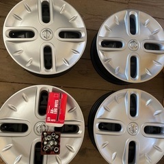 キューブ　純正ホイールの画像