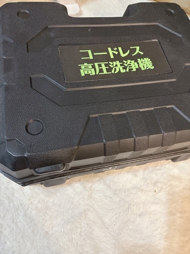 高圧洗浄機 コードレス 充電式 多機能6in1ノズル ペットボトル対応