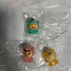 クレヨンしんちゃんめじるしアクセサリーの画像