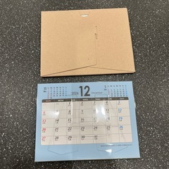 カレンダー　2つ　卓上の画像