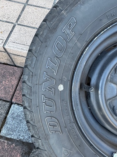 状態良好！ホイール付きタイヤ 145R10 SP175 です。