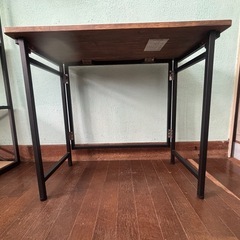 折りたたみデスク　ワークチェアの画像