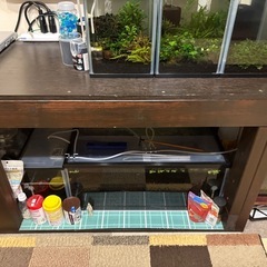 1800の水槽台の画像