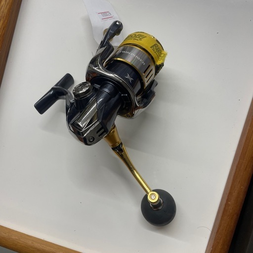 SHIMANO TWIN POWER SW4000XG スピニングリール (中古店不用品回収激安