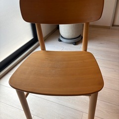 「無印良品 ブナ材 ラウンドチェア ダイニングチェアの画像