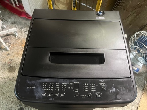 高年式 アイリスオーヤマ 2025年製 全自動洗濯機 6Kg IAW-T606 内部分解クリーニング済み ブラック 中古品 ③