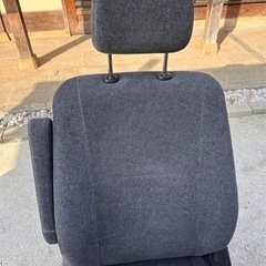 自動車用シート ヘッドレスト付き シートレール付 まとめ売り 引き取り限定の画像
