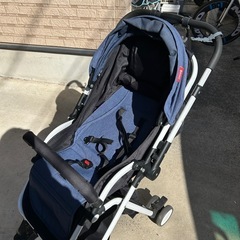 ベビーカーAＢの画像