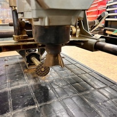 日立 HITACHI 仕口ルーター 大入れルーター 大工道具 木工作業 アリ加工 電動工具 DIY M16YA 【11131126】の画像