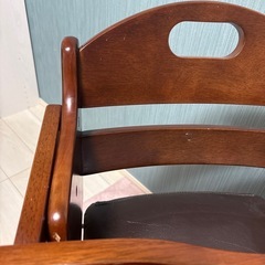 KATOJI 木製ハイチェアと歩行器の画像