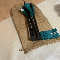 アウトドア用折りたたみチェアーの画像