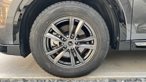 【3連休限定値下げ】スタッドレスタイヤ　225/65R17