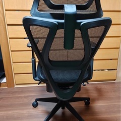 ニトリ　　エラストマーメッシュ　　オフィスチェアの画像