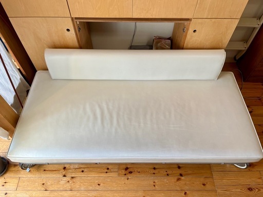 TRUCK FURNITURE トラックファニチャー　キャスターソファ　