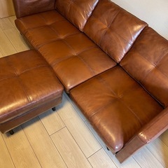 引越しのため格安取引　3人掛けレザーソファの画像