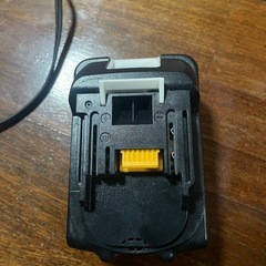マキタ充電器の画像