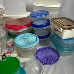 保存容器 タッパー まとめ売り 大量 フタ付き サイズ色々 中古の画像
