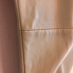 ライトグリーン 合皮レザーフレアパンツの画像