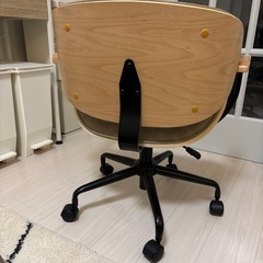 デスクチェアの画像