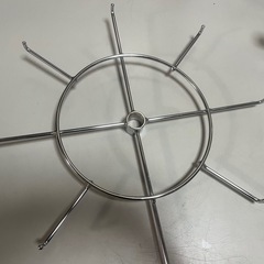 ともえ 4段 回転式 小物掛け 什器 ディスプレイ 全高90cm キャスター付き スチール製 中古品 店舗什器 友屋 ④の画像