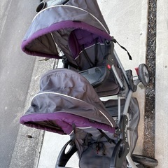 2人乗りベビーカーの画像