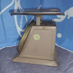 ☆秤　上皿はかり　Yoshida 　吉田　2kg　量り　はかり　計量器　インテリア　アンティーク　ヴィンテージ　昭和レトロ☆の画像