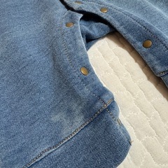 🌈デニムロンパース 80cmの画像