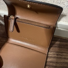 2/3までの投稿、小銭入れの画像