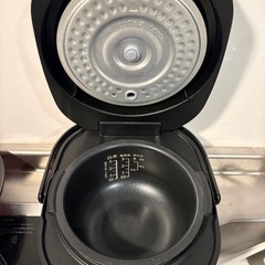 SHARP 炊飯器　3合の画像