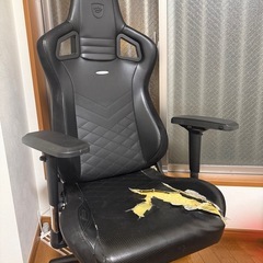 元値７万円ゲーミングチェアの画像