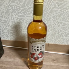 お酒　アルコール　ワイン　カルディ　ストロベリー　サングリア　フィズの画像