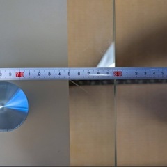 ガラステーブルの画像