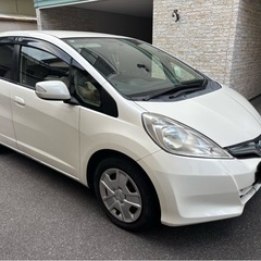ホンダ　フィット　ハイブリット　車検9.6の画像