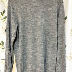 ユニクロ　メリノクルーネックセーター　【2枚組】の画像