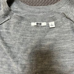 ユニクロ　メリノクルーネックセーター　【2枚組】の画像