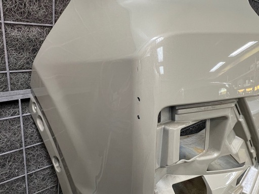 トヨタ ライズ 純正 リアバンパー 美品 52159-B1310-E0