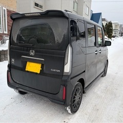 現行新型NBOXカスタム4WDターボ、車検R8年12月、修復なし サビ・キズなしの美品ですの画像
