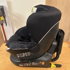 《訳アリ特価品》CARMATE エールべべ　チャイルドシート　BF885 16年製　クルット4i　カーメイト　 ISOFIX の画像