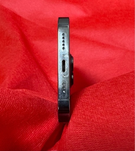 iPhone13Pro SIMフリー 値下げ可
