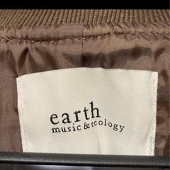 earth music&ecology ジャンパー ブラウン・アイボリーの画像